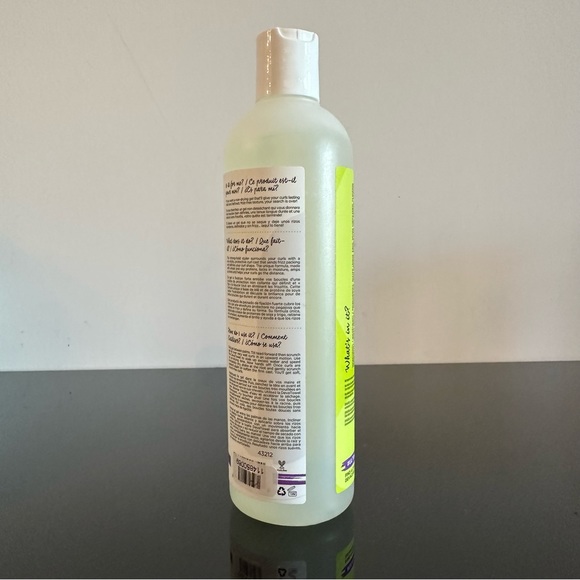 New - DevaCurl Ultra Defining Gel Strong Hold No-Crunch Styler - 355ml - Picture 3 of 3